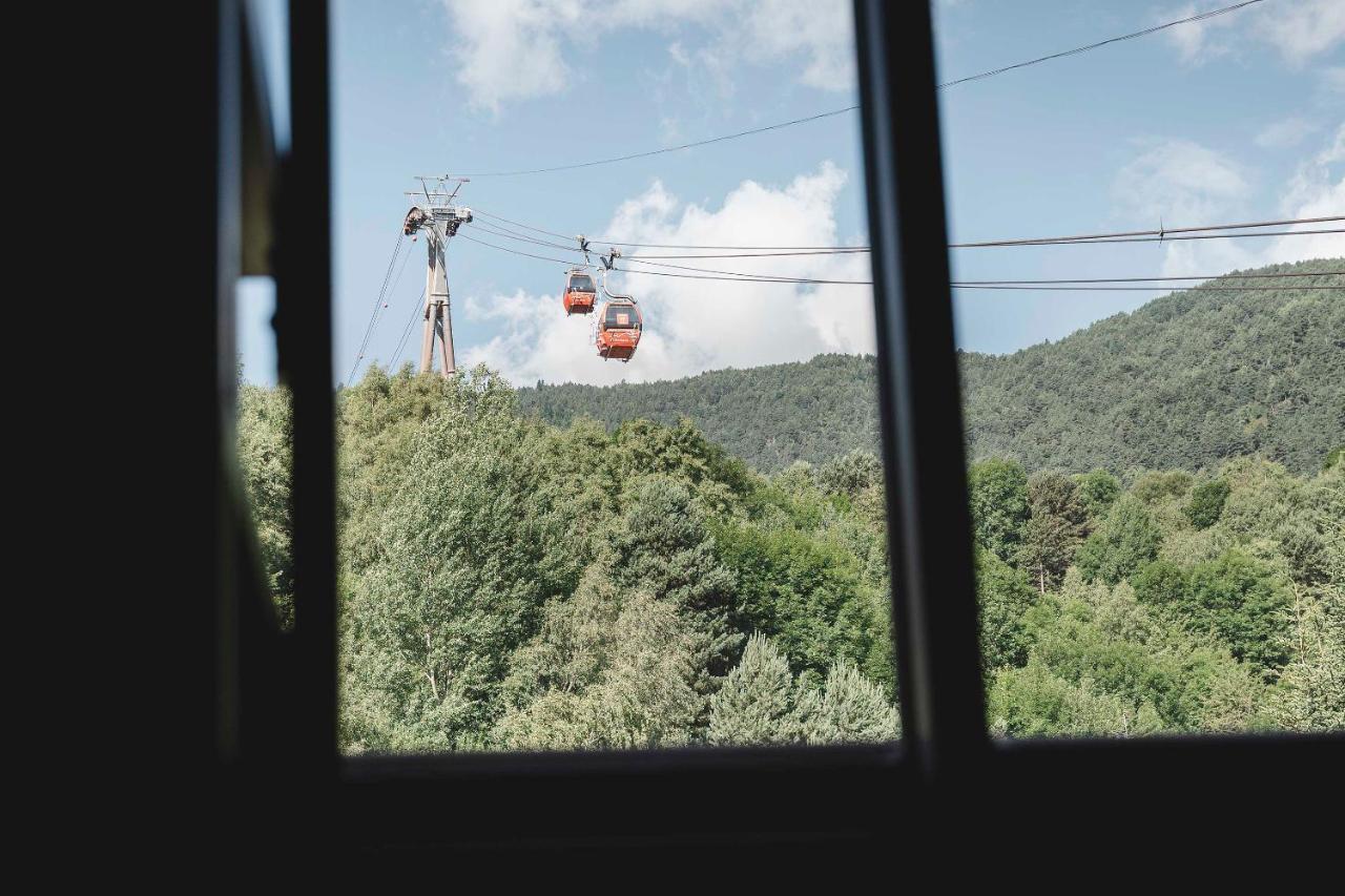 Font Andorra Hostel La Massana Zewnętrze zdjęcie