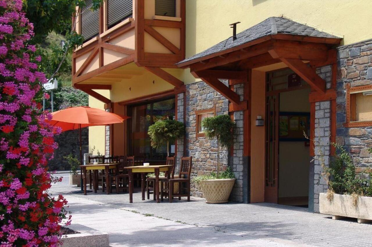 Font Andorra Hostel La Massana Zewnętrze zdjęcie