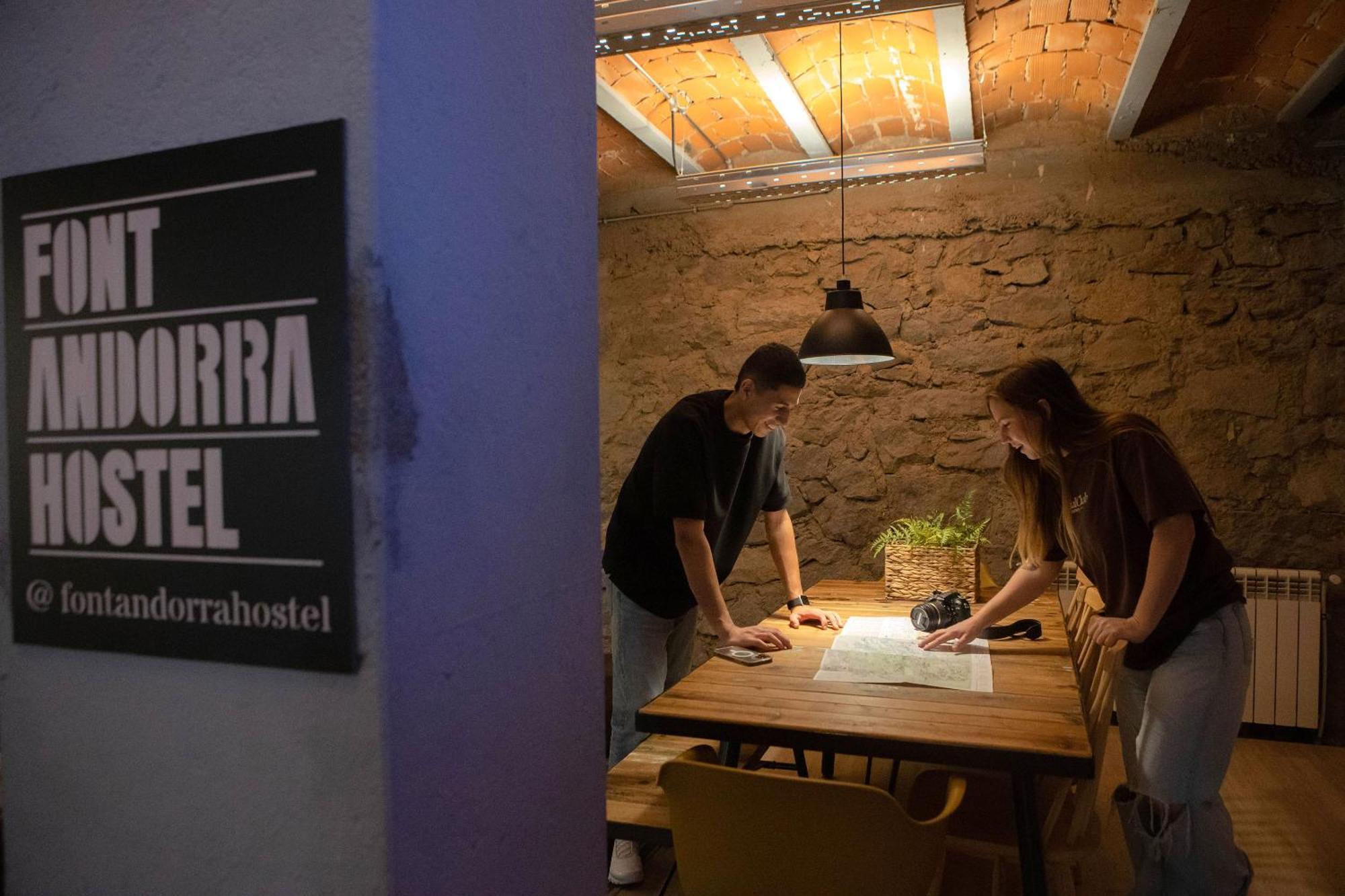 Font Andorra Hostel La Massana Zewnętrze zdjęcie