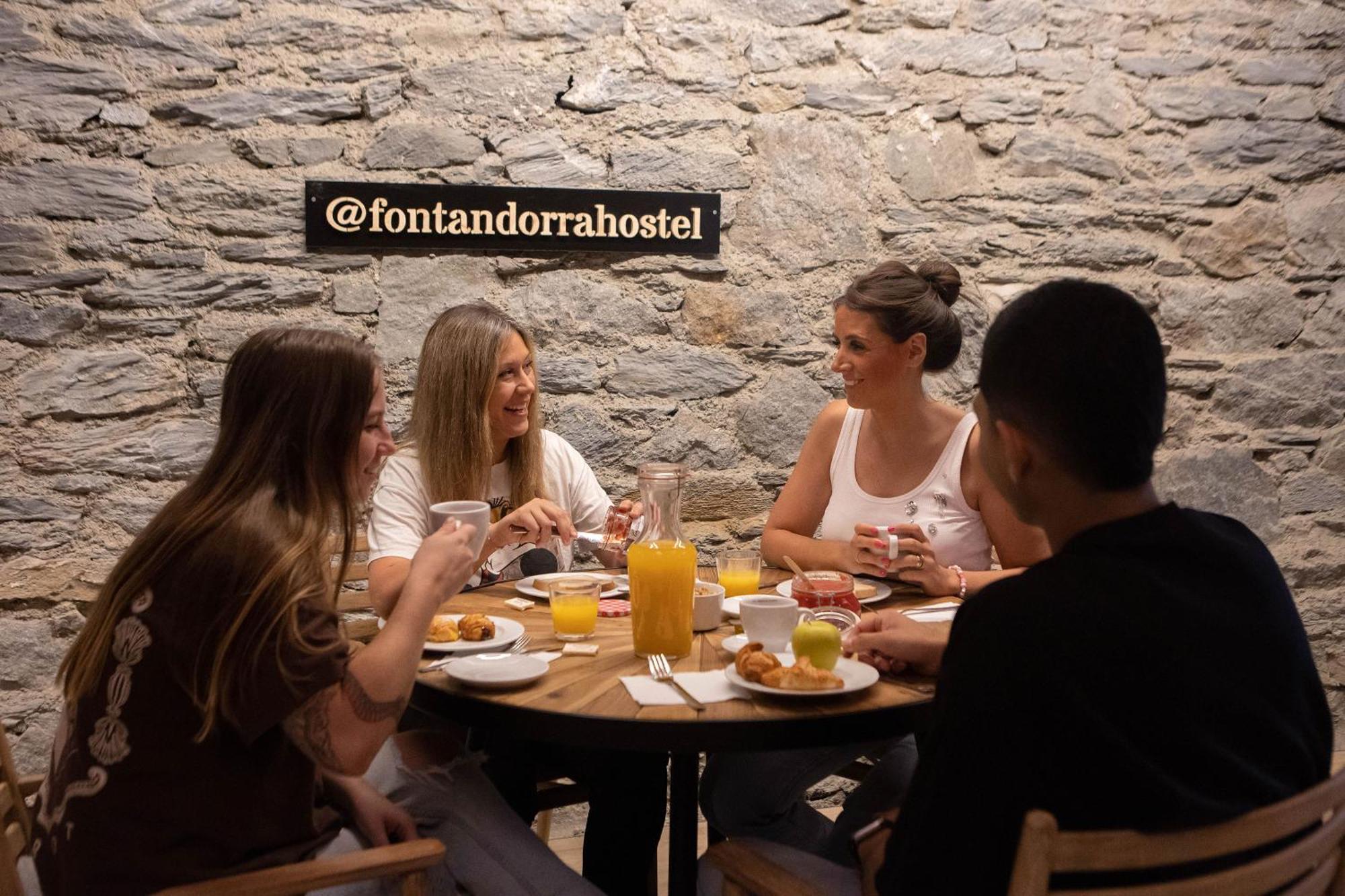 Font Andorra Hostel La Massana Zewnętrze zdjęcie